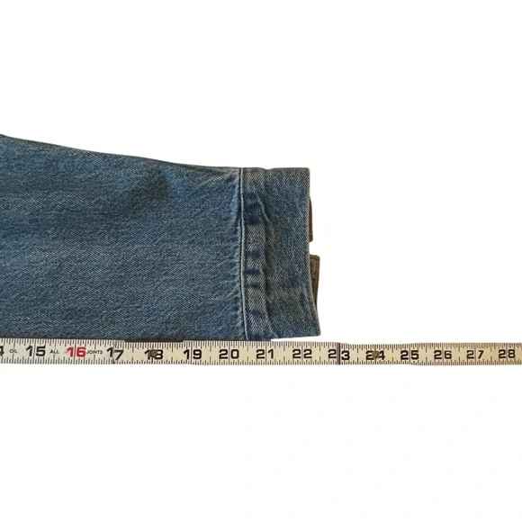 Levi’s Ex-Boyfriend Trucker Jacket in Medium Wash Denim Jean Size M - Picture 13 of 17